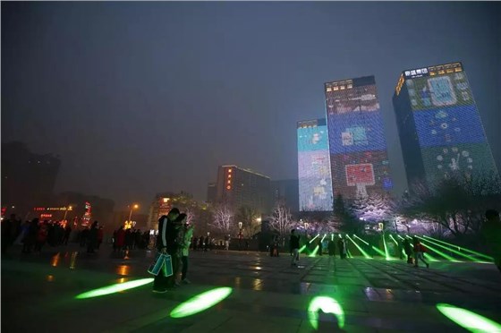 信達(dá)電通&mdash;西安高新區(qū)延平門北廣場(chǎng)燈光秀